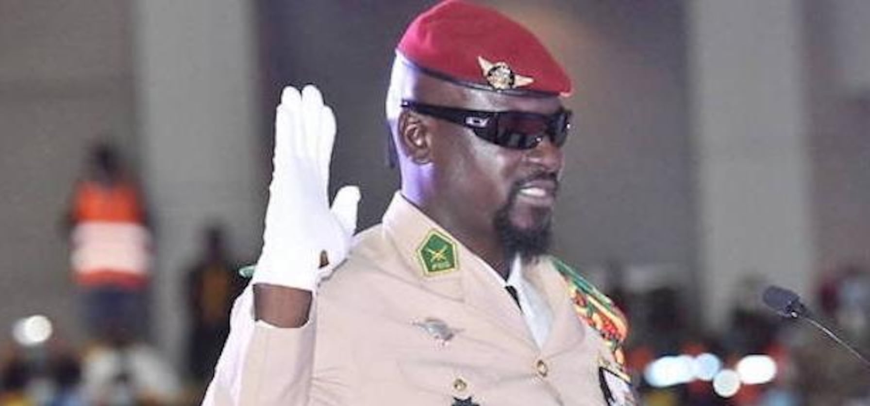 Prestations de serment de Mamady Doumbouya en tant que président de Guinée.