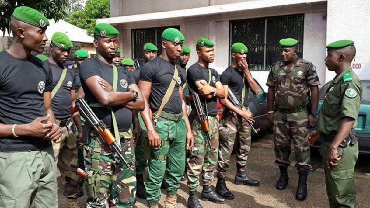Les hommes du colonel Tiégboro