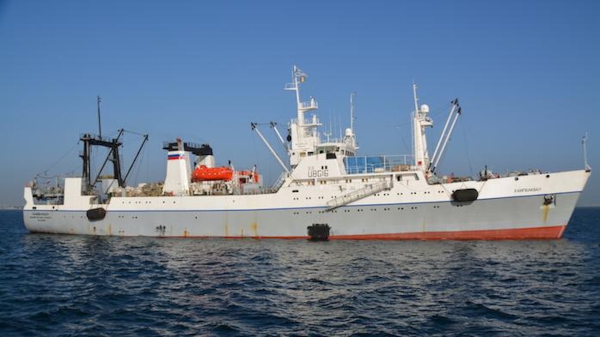 Chalutier Russes dans les eaux Ouest-Africaines