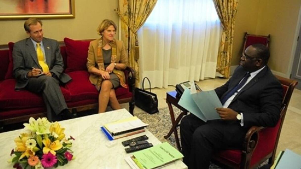 Elizabeth L. Littlefield, présidente de l’Organisation américaine pour des investissements à l'étranger OPIC (Overseas Private Investment Corporation), reçue par le président Macky Sall lors d'une précédente visite.