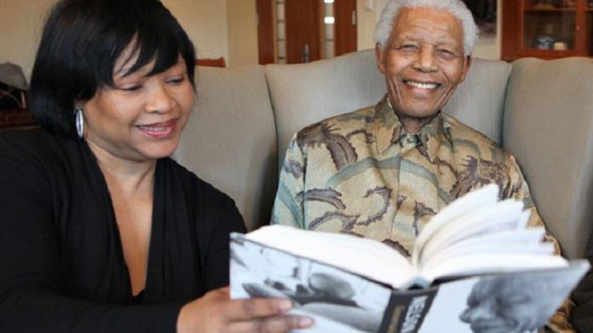 Zindzi et son père Nelson Mandela.