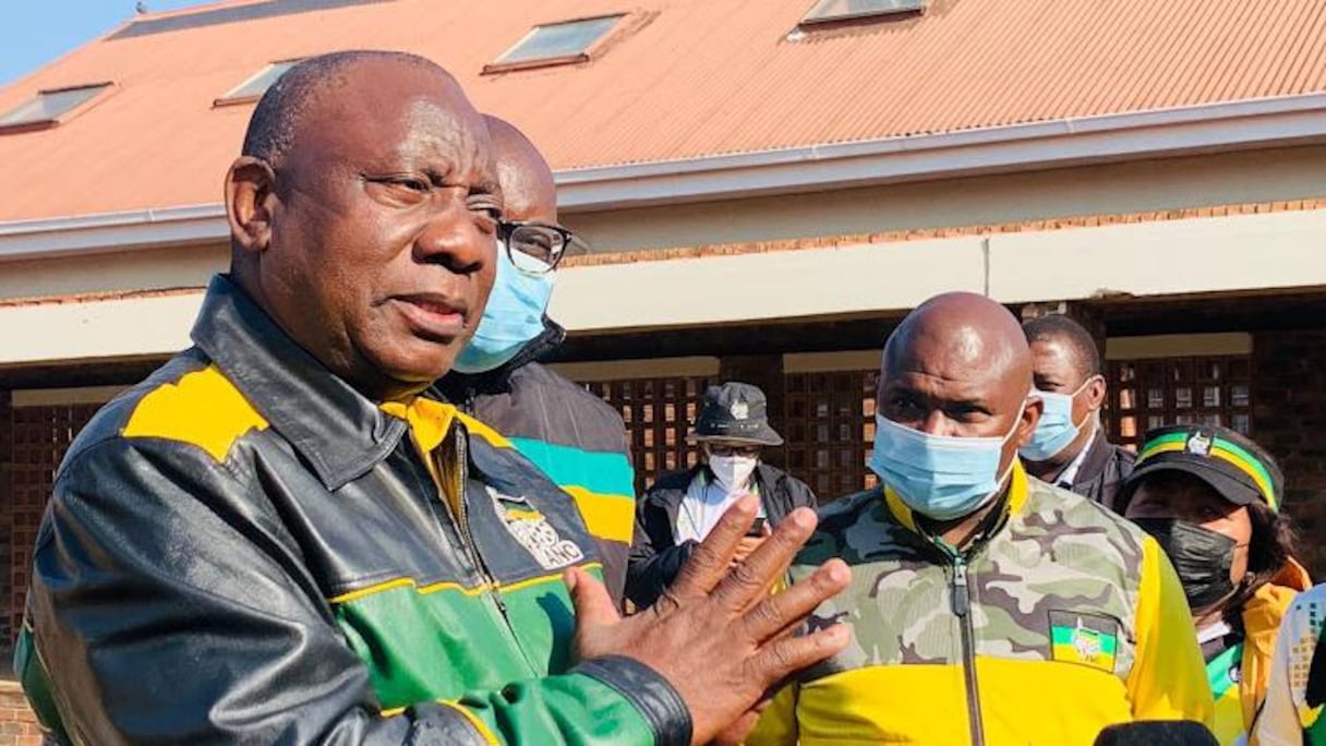 Le maire de Johannesburg en compagnie du président Cyril Ramaphosa, quelques heures avant son décès, le 18 septembre 2021.