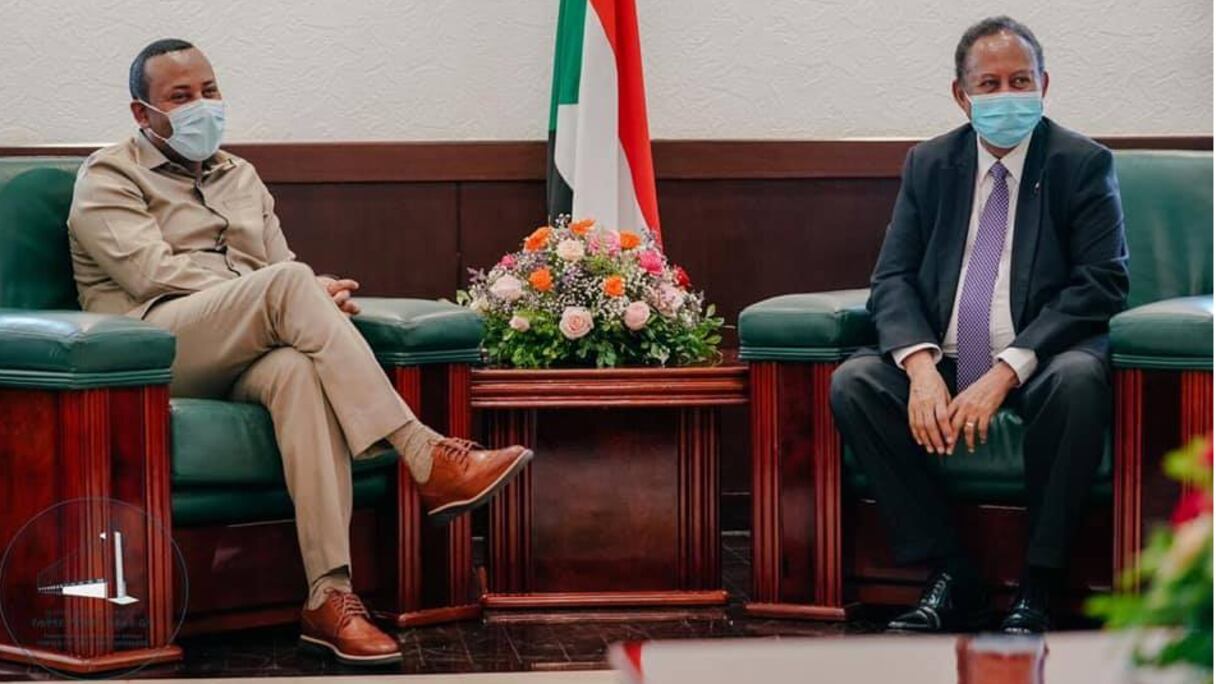 Le Premier ministre éthiopien Abiy Ahemd et son homologue soudanais Abdallah Hamdok.