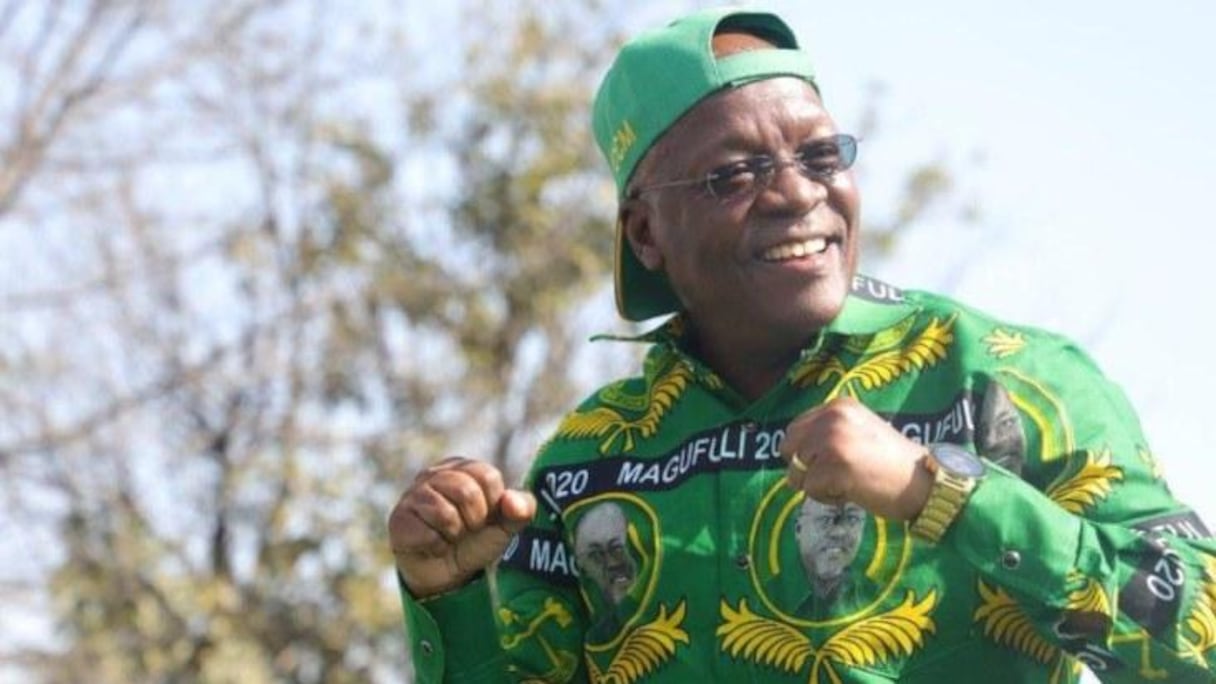Le président John Magufuli, surnommé le "Bulldozer".