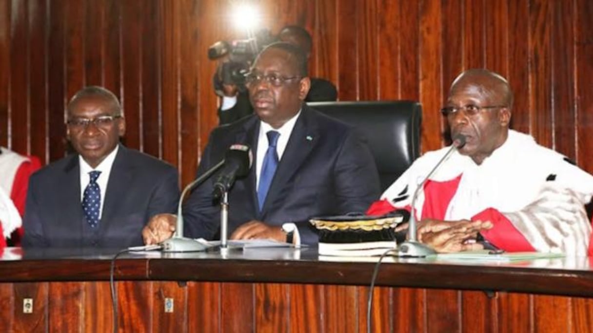 Macky Sall désavoue Sidiki Kaba et fume le calumet de la paix avec les magistrats