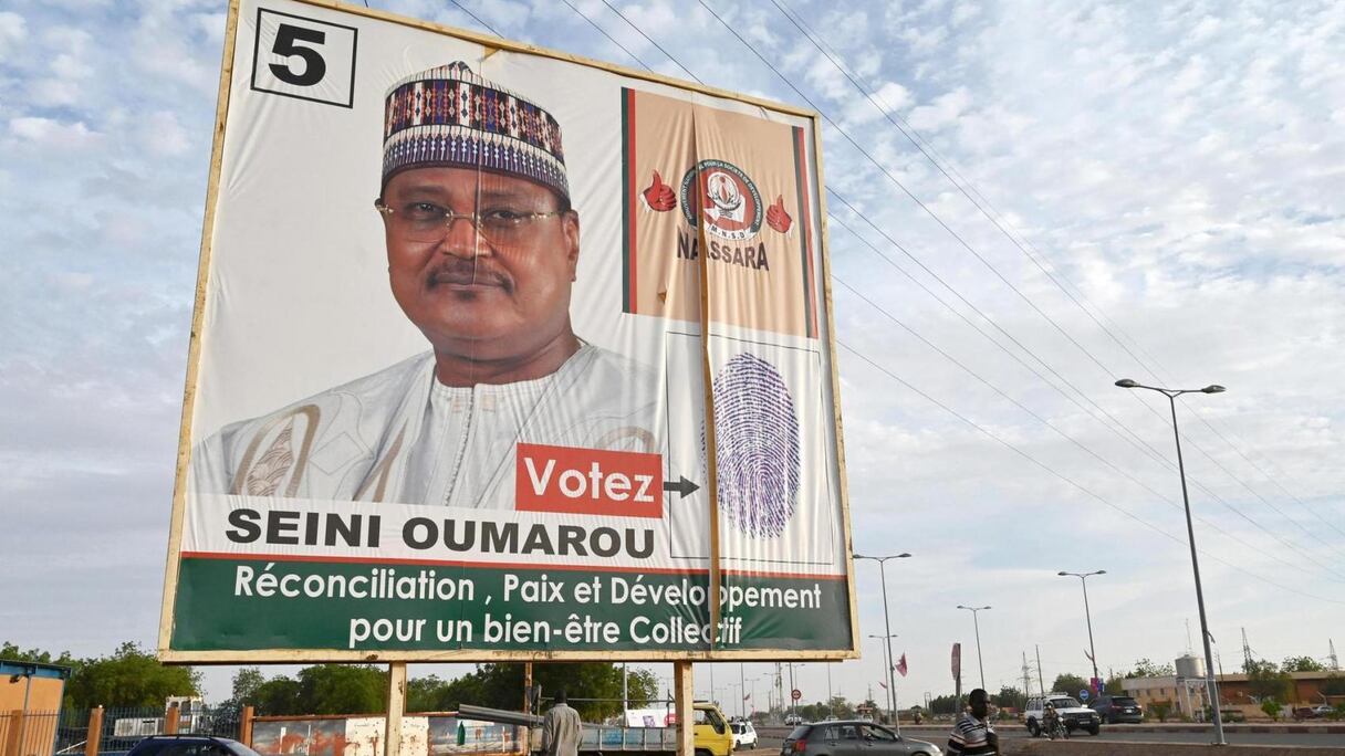 Une affiche publicitaire incitant à voter Seini Oumarou pour les législatives.