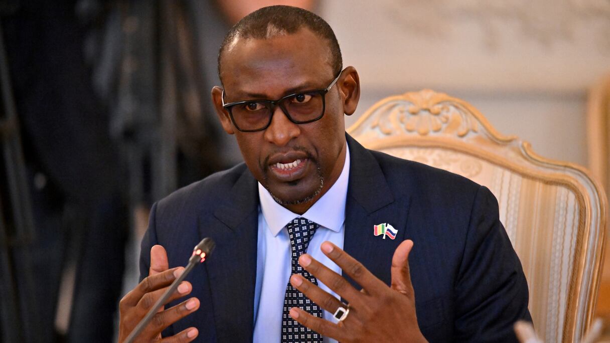 Le ministre malien des Affaires étrangères Abdoulaye Diop assiste à une réunion avec son homologue russe à Moscou le 20 mai 2022.