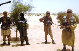 Tindouf est devenue un vivier de candidats au jihad. Ici, des jihadistes armés d'Aqmi d'Abdelmalek Droukdel qui a fusionné avec les "Al Mourabitoune" de Mokhtar Belmokhtar.