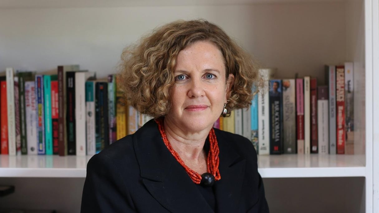 Lisl Louw n'y vas avec le dos de la cuiller.