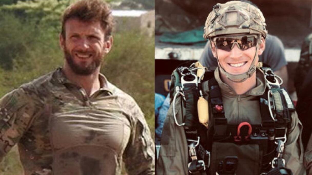 Cédric de Pierrepont et Alain Bertoncello, tous deux officiers mariniers au sein du commandement des opérations spéciales, membres du prestigieux commando Hubert de la Marine nationale, ont été tués lors de l'opération de libération des otages.