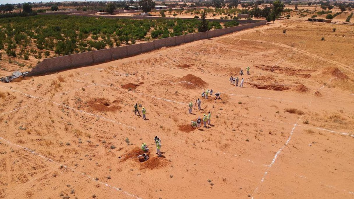 Il existerait pas moins de 11 charniers dans la environs de Tarhouna, selon des informations reçues par la CPI.