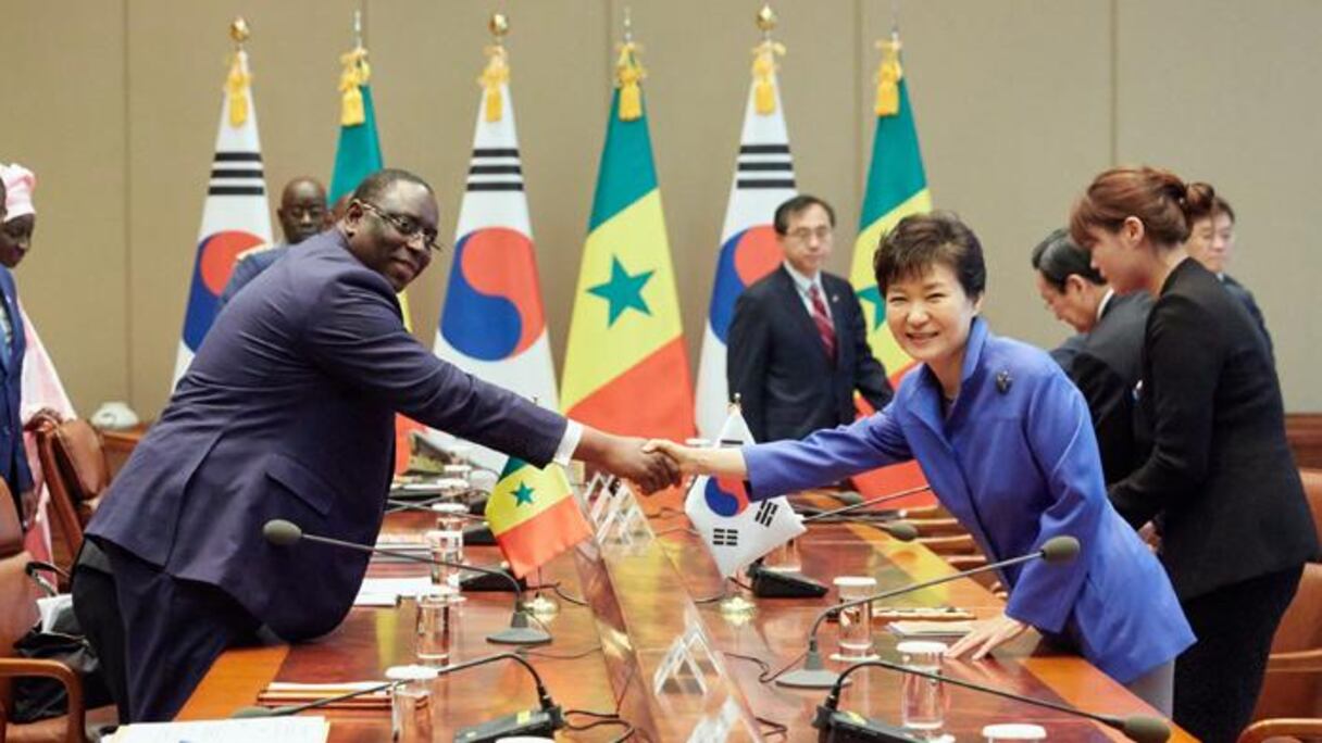 La Présidente Park Geun-hye de la Corée du Sud recevant le président Macky Sall en juin 2015.