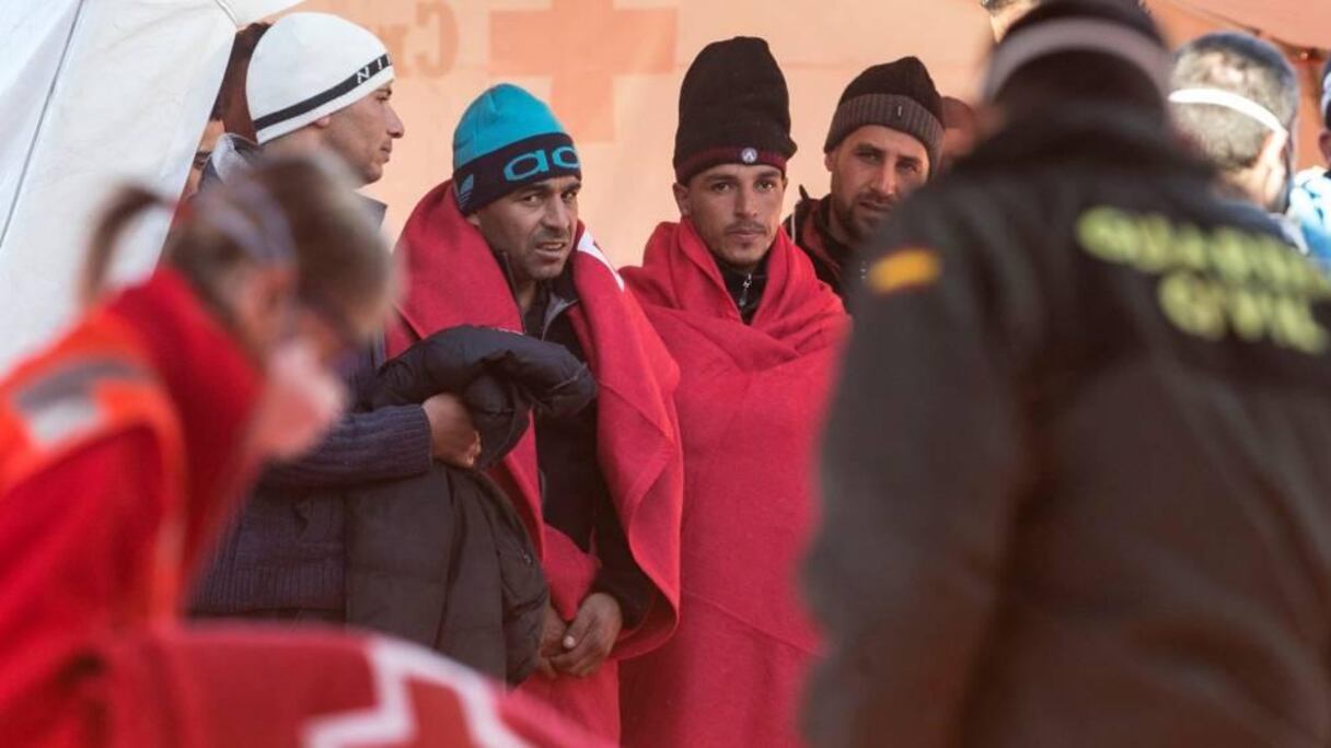 Des migrants algériens accueillis en Espagne.