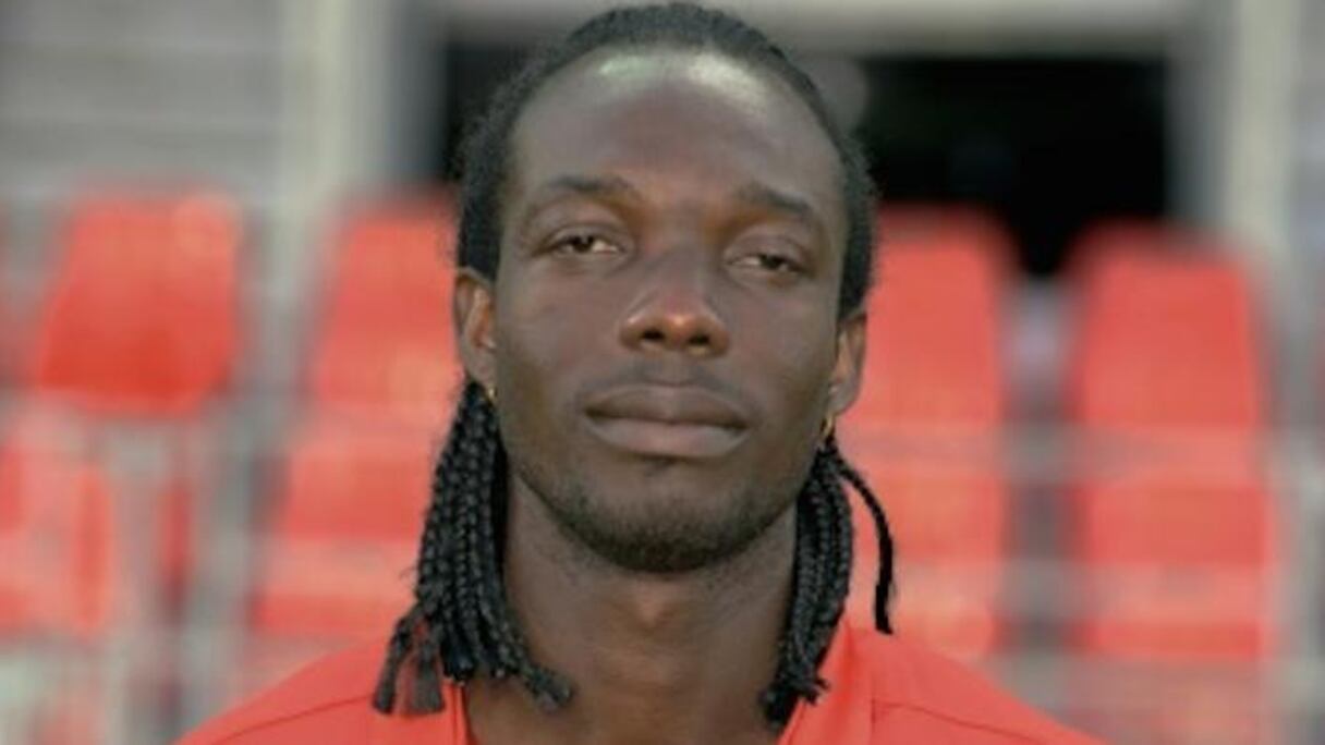 Moïse Brou Apanga, alors défenseur du Stade Brestois, le 30 août 2012 à Brest
