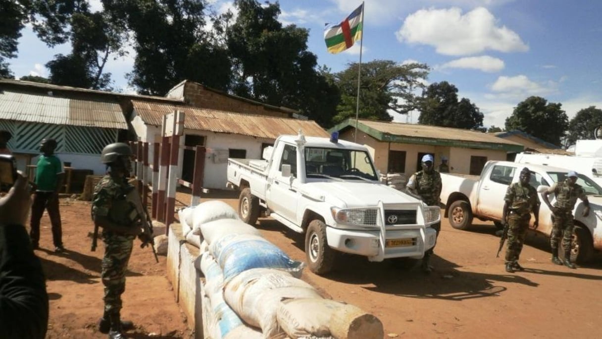 Un poste frontalier entre le Cameroun la RCA.