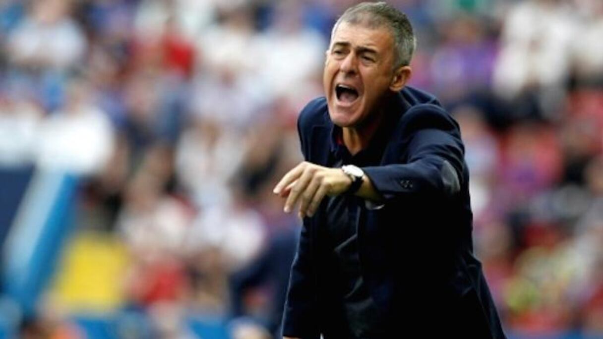 L'entraîneur espagnol Lucas Alcaraz lors d'un match de Liga entre Levante et Villarreal, le 4 octobre 2015 à Valence.