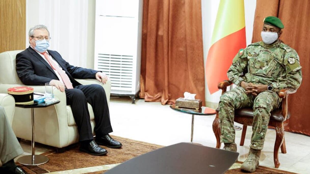 L’ambassadeur de la France au Mali, Joël MEYER, reçu en audience au palais présidentiel de Koulouba, le vendredi 10 septembre 2021, par le président de la transition, le Colonel Assimi Goïta.