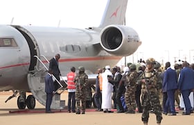 L'arrivée du nouveau président béninois Romuald Wadagni à Niamey.