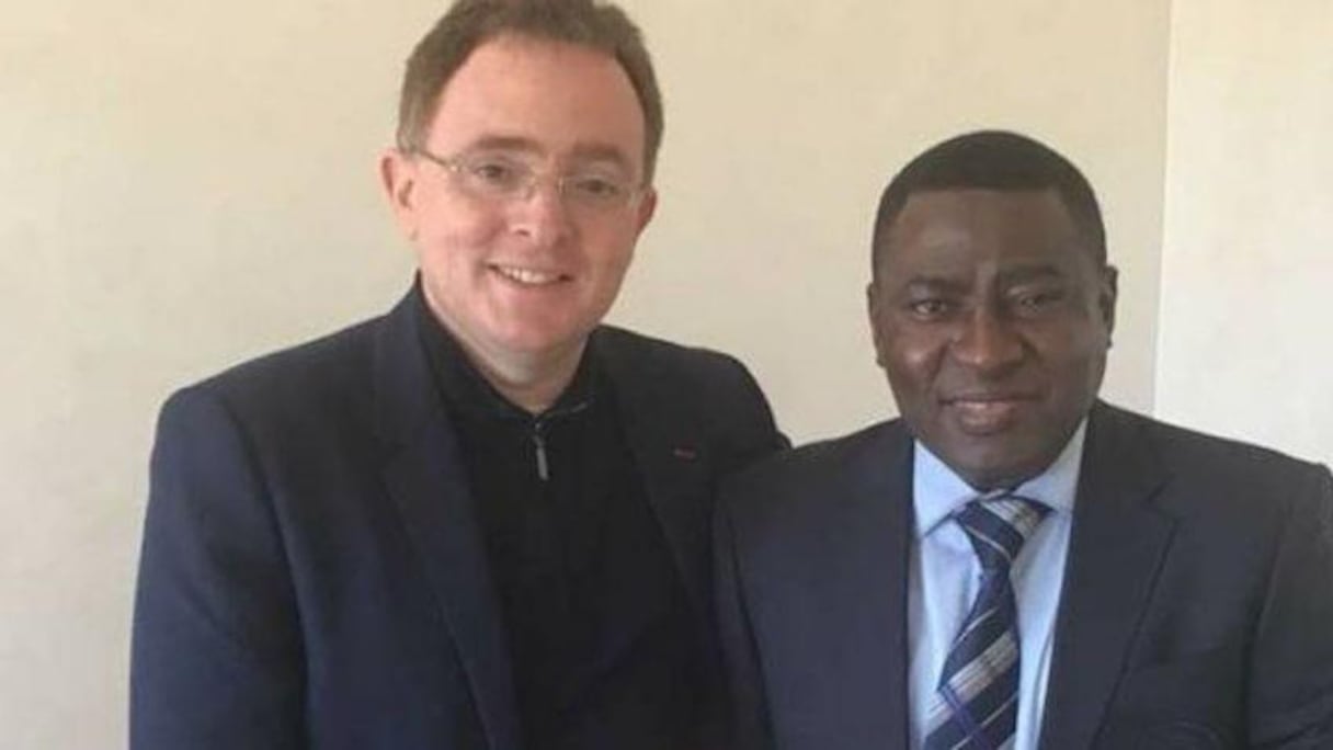 Djibrilla Hima Hamidou (à droite), président de la Fédération nigérienne de football.