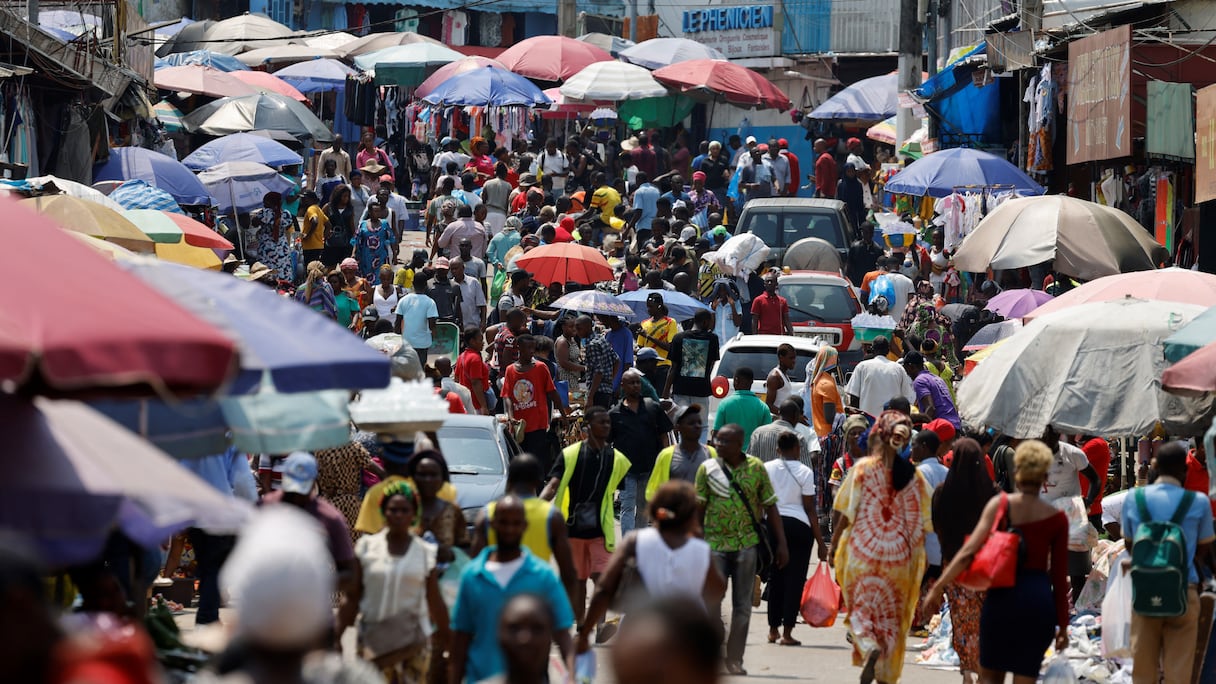 Scène de la vie quotidienne à Libreville