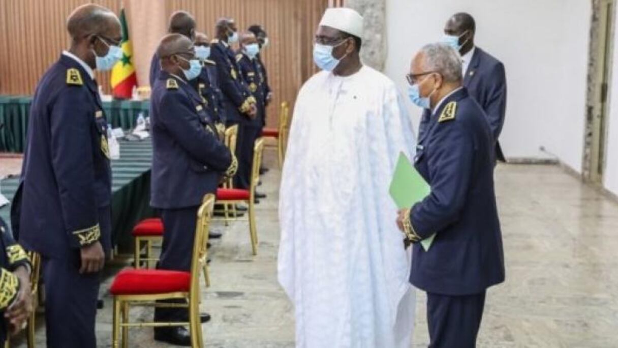 La remise officielle du rapport de l'IGE au président Macky Sall.