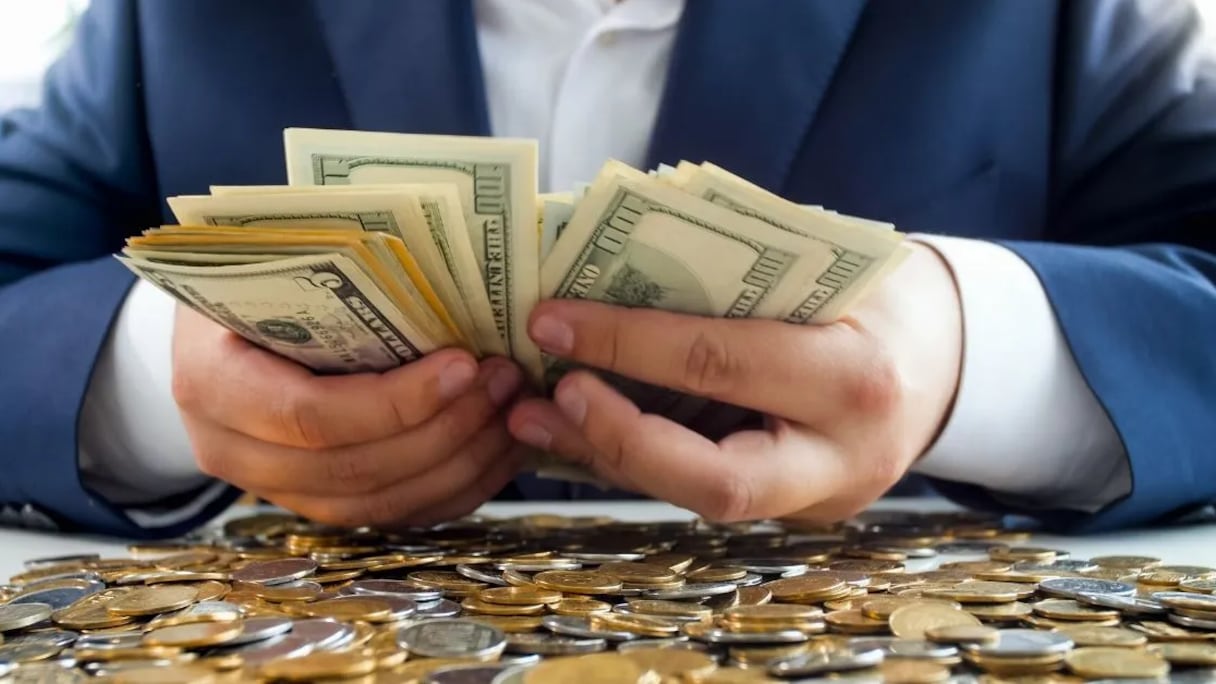 صورة تعبيرية . أوراق نقدية من فئة الدولار