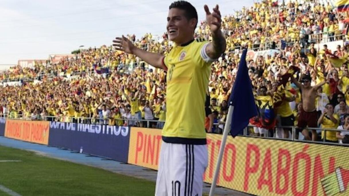 Le Colombien James Rodriguez fête un but inscrit en amical contre le Cameroun, le 13 juin 2017 à Getafe .