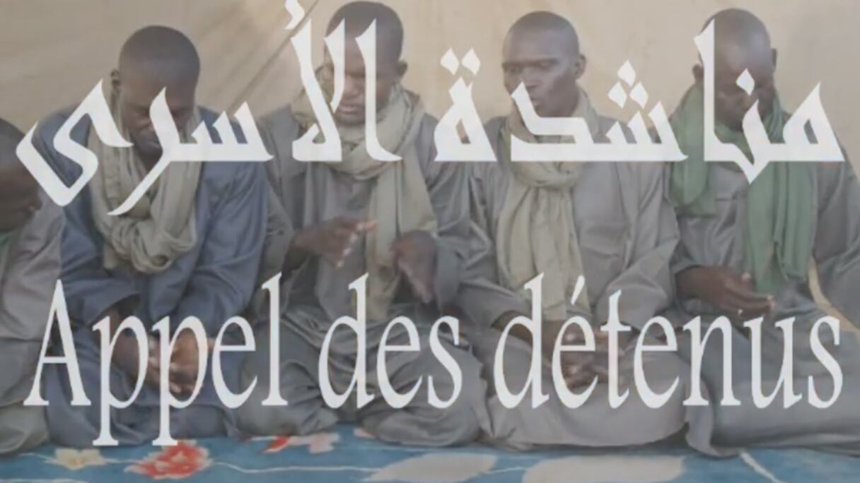 Dans la vidéo de la chaîne Al-Zallaqa, les onze prisonniers fournissent beaucoup de détails sur leurs conditions de capture.