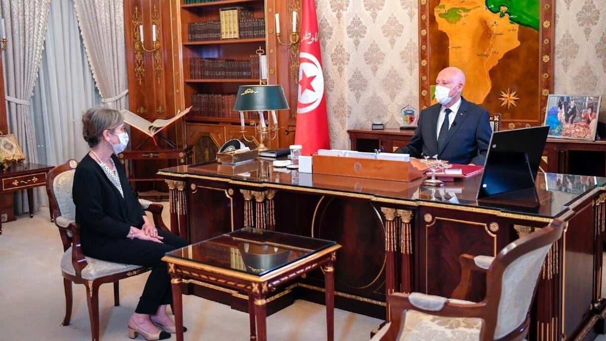 Le premier ministre tunisien, Najla Bouden et le président Kaïs Saïed.