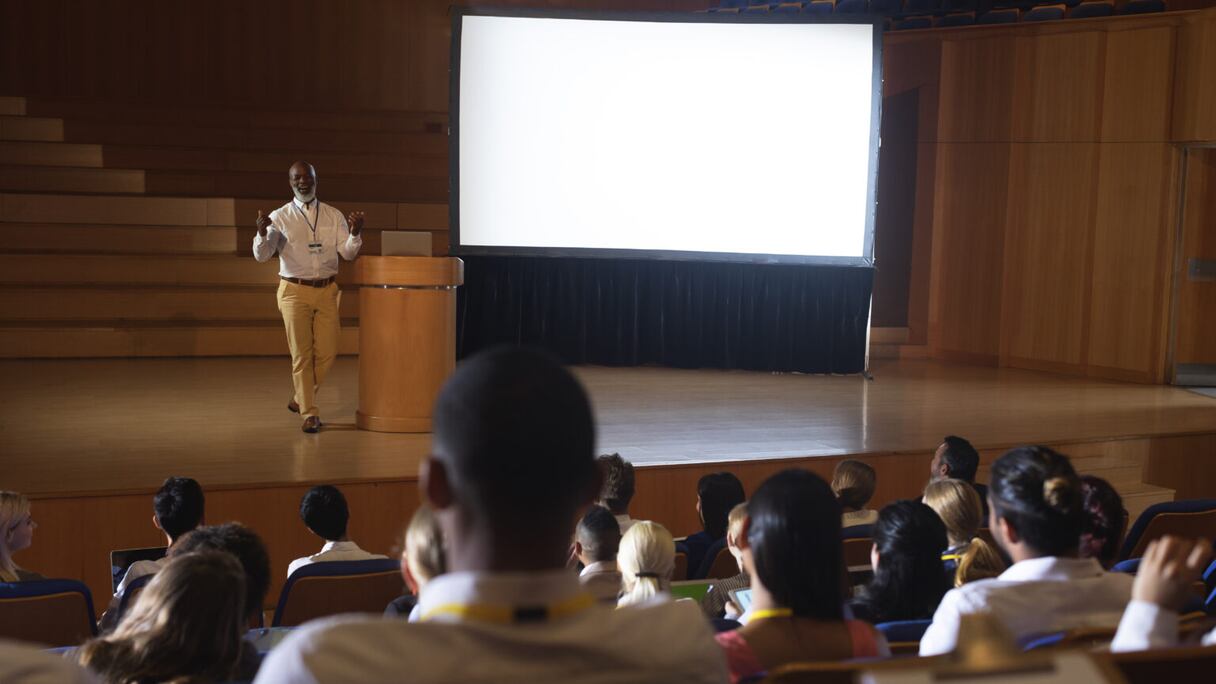 Une salle de cours d'Africa School of Governance de Kigali.