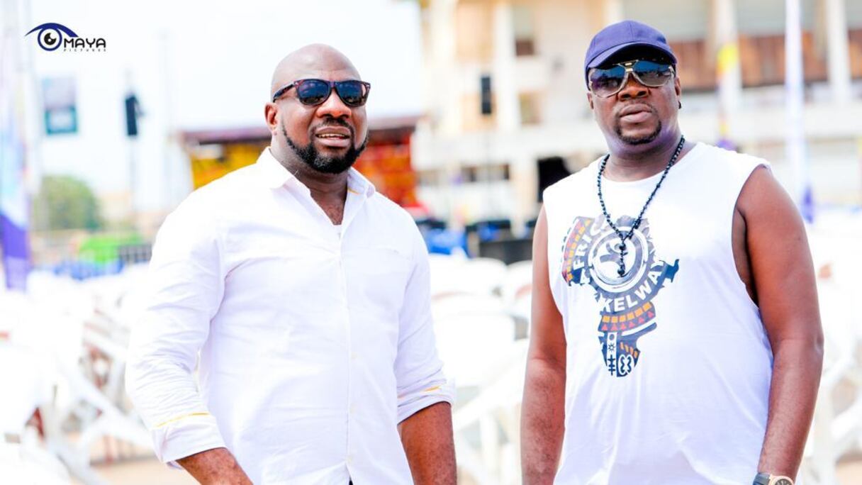 yode et siro, chanteurs populaires ivoiriens.