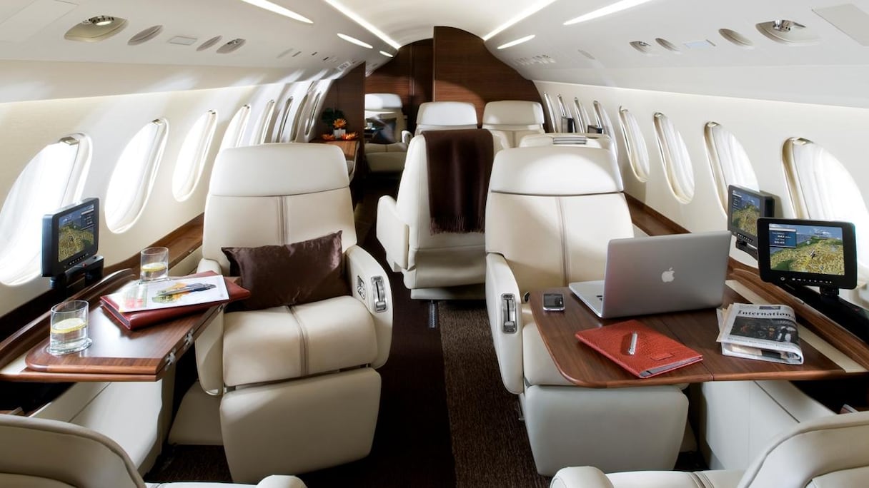 Le luxueux intérieur d'un Falcon 7X