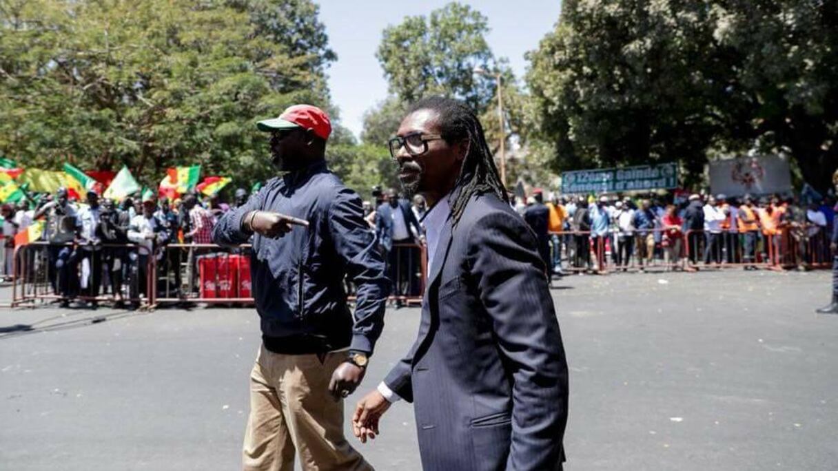 Aliou Cissé, l'entraîneur des Lions de la Teranga n'avait pas eu la chance de toucher le trophée en tant que joueur en 2002. Cette fois, c'est fait à Dakar, en tant que sélectionneur. Mais le chemin est encore long avant de le soulever comme vainqueur.