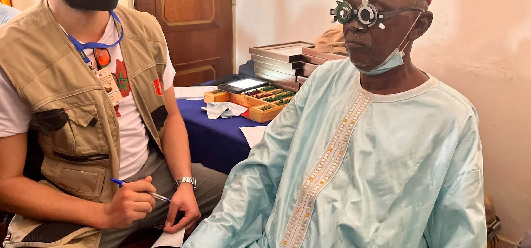 La caravane marocaine a procédé à des consultations en ophtalmologie, à des dépistages des troubles de la vue, à la sensibilisation à la santé des yeux et à la remise de lunettes correctrices. Ph.DR.