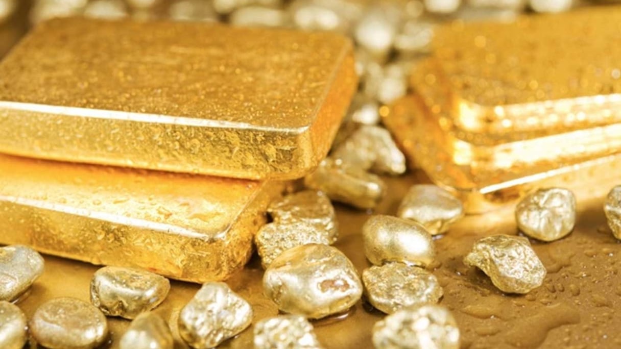 Lingots et pépites d'or.