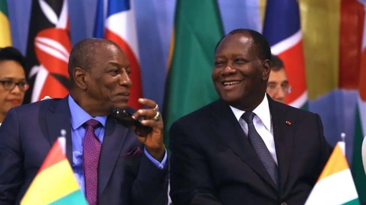 Les présidents Alpha Condé et Alassane Outtara.