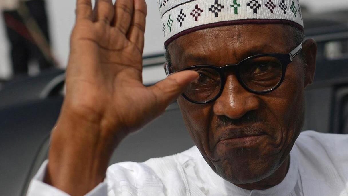 Muhammadu Buhari, le président nigérian devra revenir au Sénat pour son emprunt. Cette fois n'est pas la bonne.