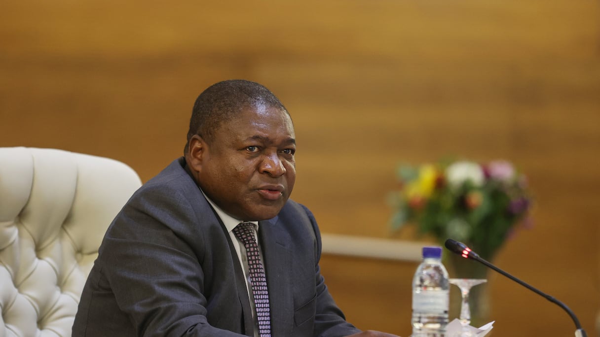 Le président mozambicain Filipe Nyusi prononce son allocution d'ouverture au bâtiment OR Tambo du Département des relations internationales et de la coopération (DIRCO) à Pretoria, le 10 mars 2022.