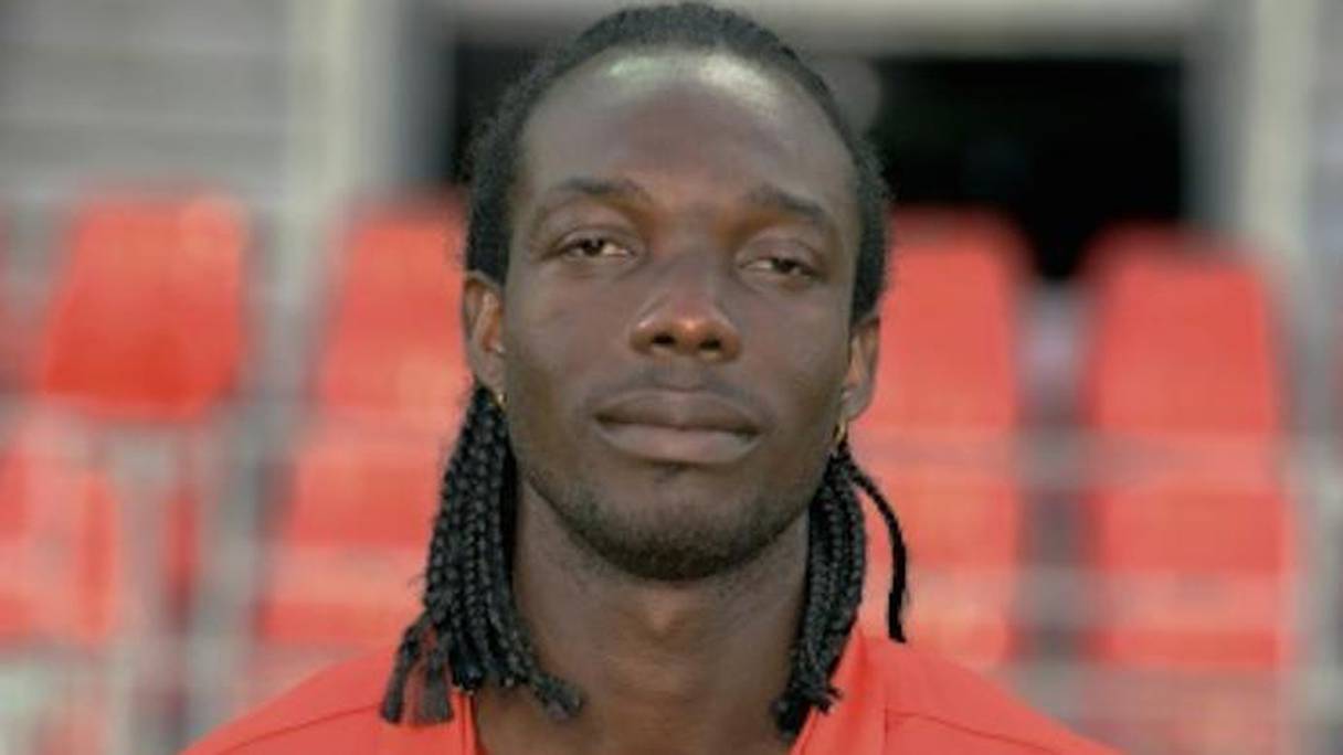 Moïse Brou Apanga, alors défenseur du Stade Brestois, le 30 août 2012 à Brest 