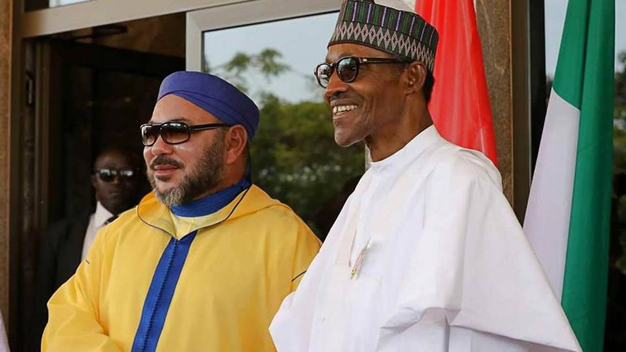 Mohammed VI, roi du Maroc, et Muhammadu Buhari, président du Nigeria. 