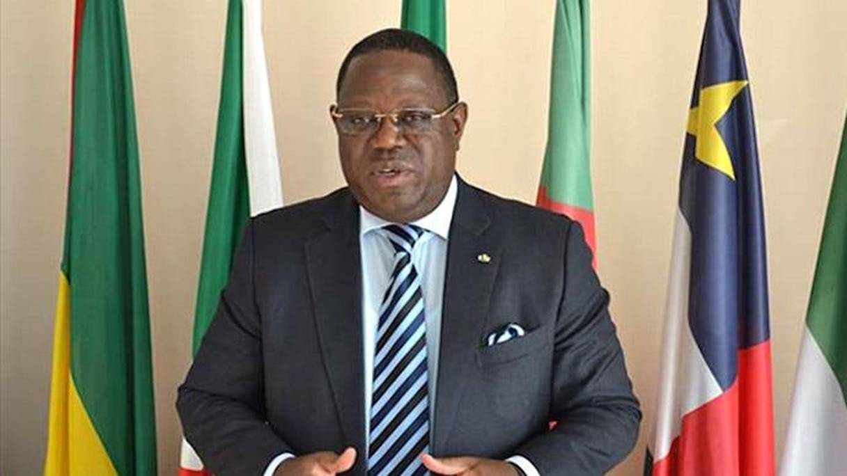L'ancien premier ministre Emmanuel Issoze Ngondet est décédé.