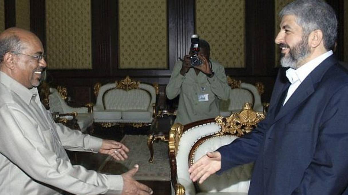 Le chef du Hamas Khaled Mashaal rencontrait en août 2008 le président soudanais d'alors, Omar El-Bechir à Khartoum.