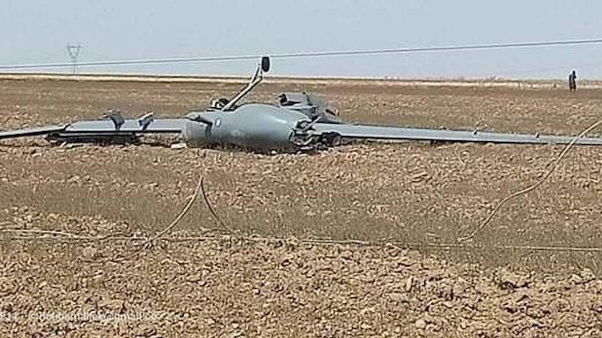 Chute d'un drone algérien près de la base aérienne de Bir Rogaa dans la Wilaya d’Oum el-Bouaghi. 